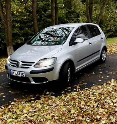 Сірий Фольксваген Golf Plus, об'ємом двигуна 1.6 л та пробігом 211 тис. км за 6500 $, фото 3 на Automoto.ua