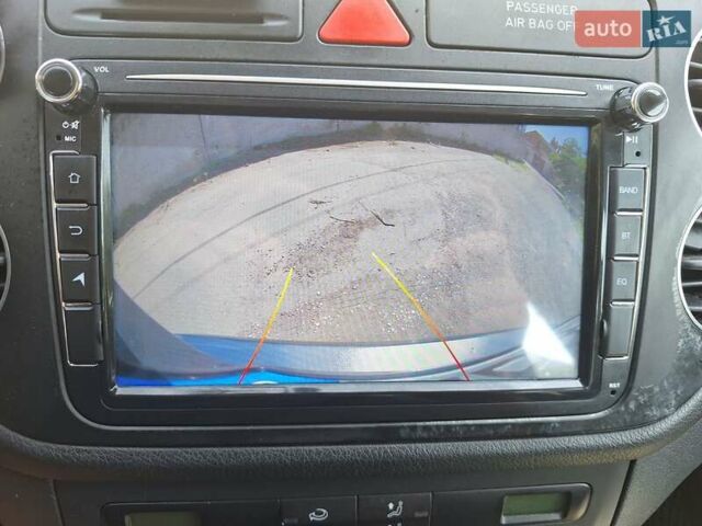 Серый Фольксваген Гольф Плюс, объемом двигателя 1.4 л и пробегом 268 тыс. км за 5850 $, фото 3 на Automoto.ua