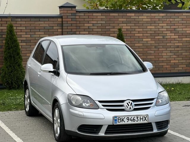 Фольксваген Гольф Плюс 2005 в Виннице на Automoto.ua Серый Фольксваген Гольф Плюс, объемом двигателя 2 л и пробегом 325 тыс. км за 6700 $, фото 4 на Automoto.ua