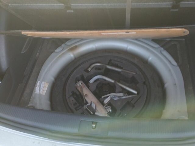 Фольксваген Гольф Плюс 2005 в Житомире на Automoto.ua Серый Фольксваген Гольф Плюс, объемом двигателя 1.6 л и пробегом 350 тыс. км за 5400 $, фото 12 на Automoto.ua