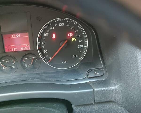 Сірий Фольксваген Golf Plus, об'ємом двигуна 1.97 л та пробігом 299 тис. км за 5233 $, фото 15 на Automoto.ua