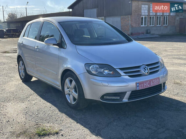 Серый Фольксваген Гольф Плюс, объемом двигателя 1.6 л и пробегом 218 тыс. км за 6300 $, фото 10 на Automoto.ua