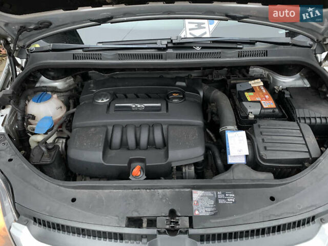 Серый Фольксваген Гольф Плюс, объемом двигателя 1.6 л и пробегом 200 тыс. км за 7200 $, фото 47 на Automoto.ua