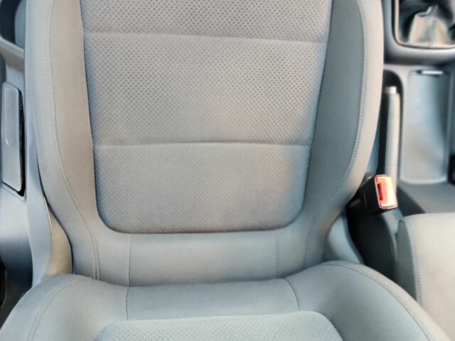 Фольксваген Golf Plus 2005 у Чернівцях на Automoto.ua Сірий Фольксваген Golf Plus, об'ємом двигуна 1.6 л та пробігом 185 тис. км за 5700 $, фото 22 на Automoto.ua