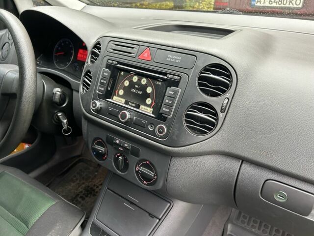 Сірий Фольксваген Golf Plus, об'ємом двигуна 1.6 л та пробігом 220 тис. км за 6500 $, фото 2 на Automoto.ua