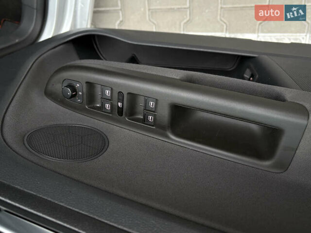 Серый Фольксваген Гольф Плюс, объемом двигателя 1.6 л и пробегом 171 тыс. км за 5699 $, фото 18 на Automoto.ua