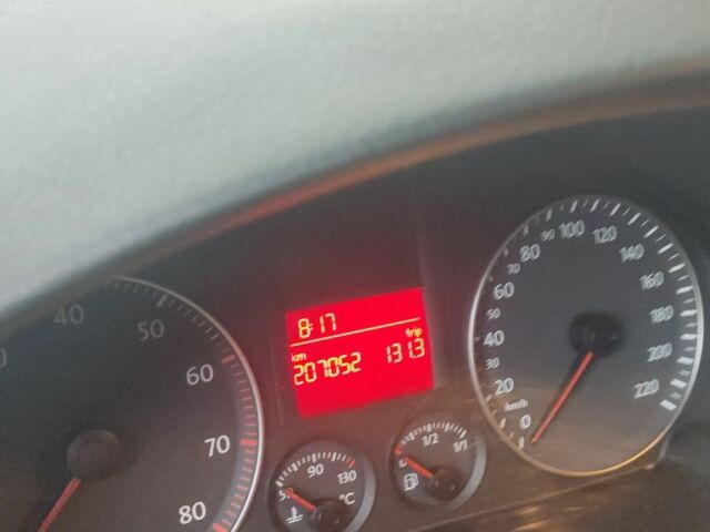 Сірий Фольксваген Golf Plus, об'ємом двигуна 1.4 л та пробігом 210 тис. км за 6000 $, фото 5 на Automoto.ua