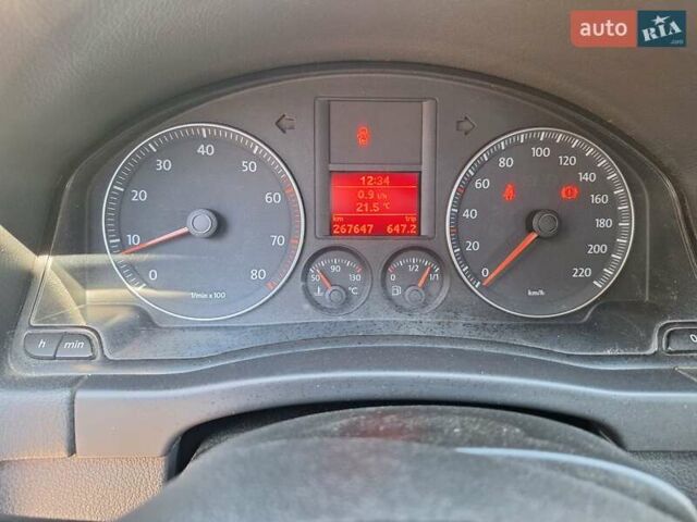 Серый Фольксваген Гольф Плюс, объемом двигателя 1.4 л и пробегом 268 тыс. км за 5850 $, фото 1 на Automoto.ua