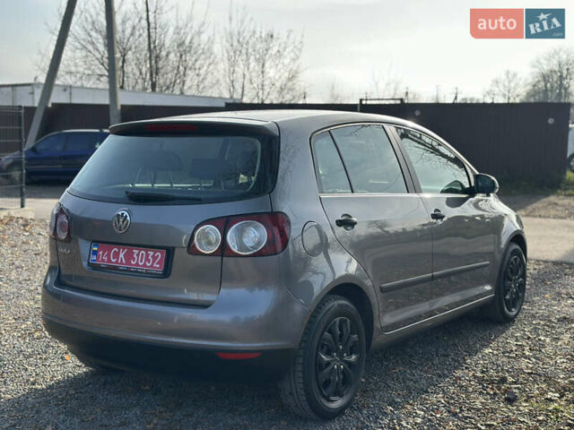 Серый Фольксваген Гольф Плюс, объемом двигателя 1.4 л и пробегом 208 тыс. км за 5500 $, фото 16 на Automoto.ua