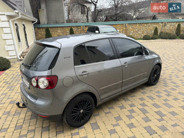 Серый Фольксваген Гольф Плюс, объемом двигателя 1.6 л и пробегом 209 тыс. км за 5200 $, фото 14 на Automoto.ua