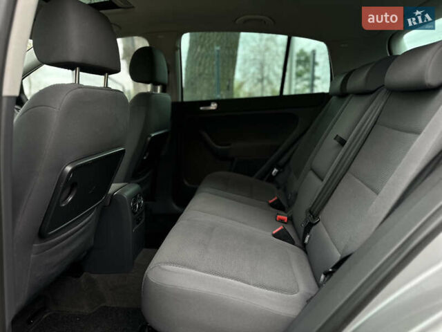 Серый Фольксваген Гольф Плюс, объемом двигателя 1.6 л и пробегом 211 тыс. км за 6600 $, фото 41 на Automoto.ua