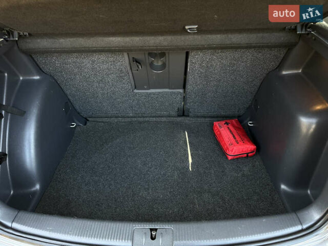 Серый Фольксваген Гольф Плюс, объемом двигателя 1.4 л и пробегом 208 тыс. км за 5500 $, фото 35 на Automoto.ua