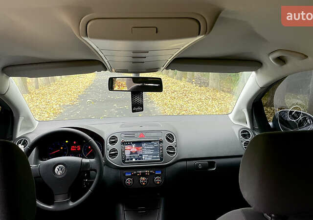 Сірий Фольксваген Golf Plus, об'ємом двигуна 1.6 л та пробігом 211 тис. км за 6500 $, фото 12 на Automoto.ua