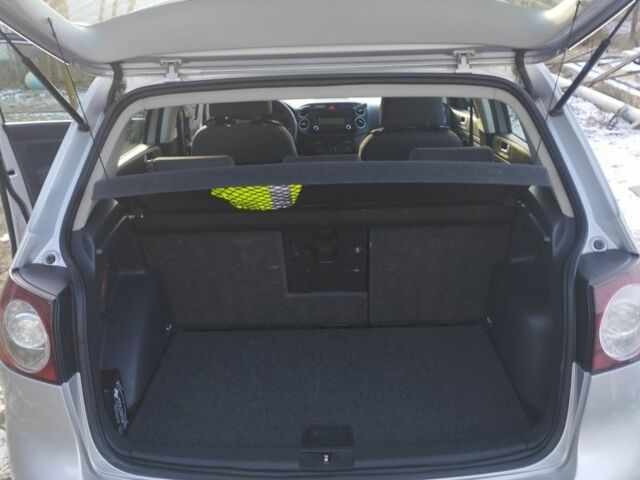 Фольксваген Гольф Плюс 2005 в Житомире на Automoto.ua Серый Фольксваген Гольф Плюс, объемом двигателя 1.6 л и пробегом 350 тыс. км за 5400 $, фото 9 на Automoto.ua