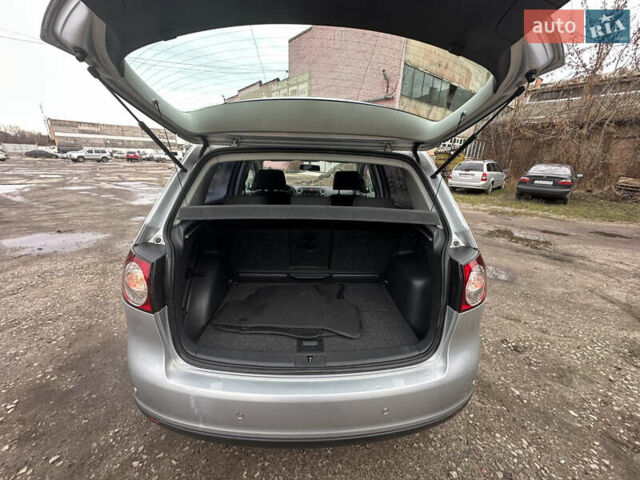 Серый Фольксваген Гольф Плюс, объемом двигателя 1.6 л и пробегом 180 тыс. км за 6200 $, фото 41 на Automoto.ua