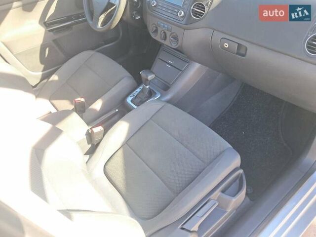 Серый Фольксваген Гольф Плюс, объемом двигателя 1.6 л и пробегом 131 тыс. км за 6599 $, фото 21 на Automoto.ua