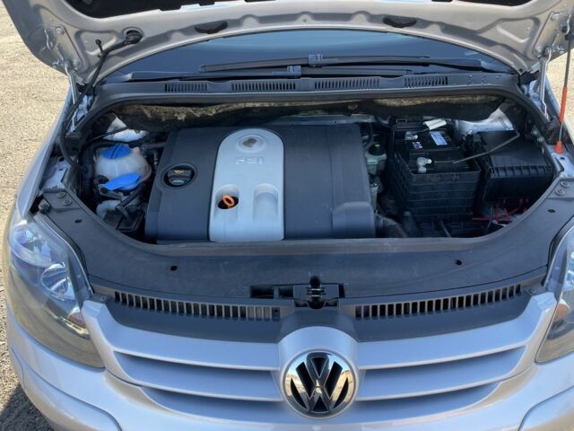 Серый Фольксваген Гольф Плюс, объемом двигателя 1.6 л и пробегом 218 тыс. км за 6300 $, фото 17 на Automoto.ua