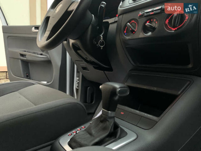 Серый Фольксваген Гольф Плюс, объемом двигателя 1.6 л и пробегом 200 тыс. км за 7200 $, фото 43 на Automoto.ua