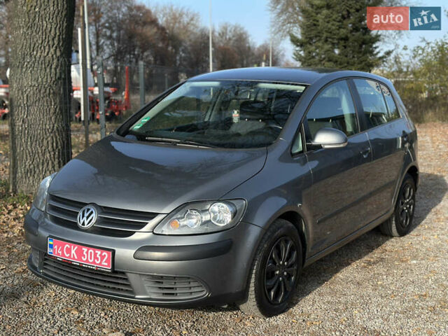 Серый Фольксваген Гольф Плюс, объемом двигателя 1.4 л и пробегом 208 тыс. км за 5500 $, фото 7 на Automoto.ua