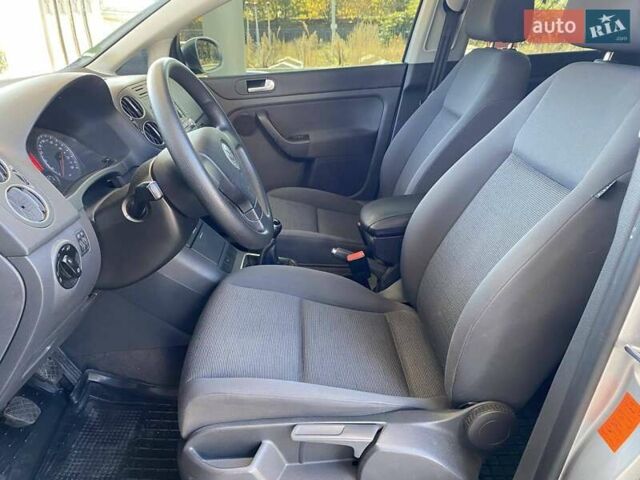 Серый Фольксваген Гольф Плюс, объемом двигателя 1.6 л и пробегом 183 тыс. км за 6999 $, фото 18 на Automoto.ua