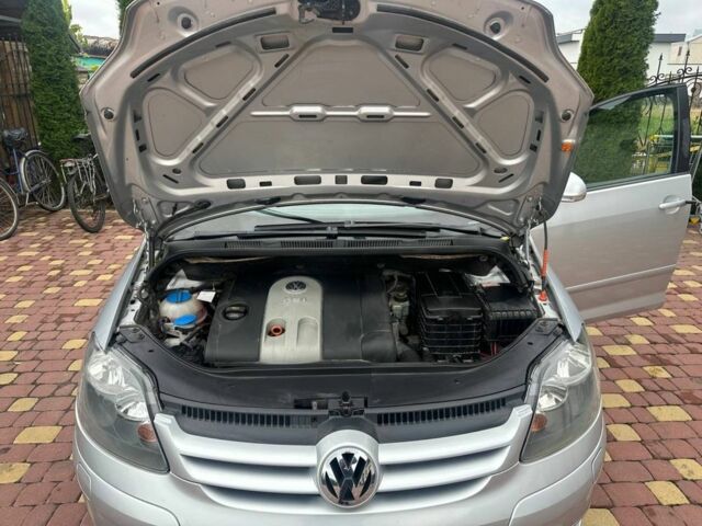 Фольксваген Гольф Плюс 2005 в Виннице на Automoto.ua Серый Фольксваген Гольф Плюс, объемом двигателя 1.6 л и пробегом 250 тыс. км за 5300 $, фото 6 на Automoto.ua