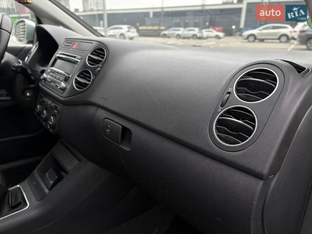 Серый Фольксваген Гольф Плюс, объемом двигателя 1.6 л и пробегом 171 тыс. км за 5699 $, фото 32 на Automoto.ua