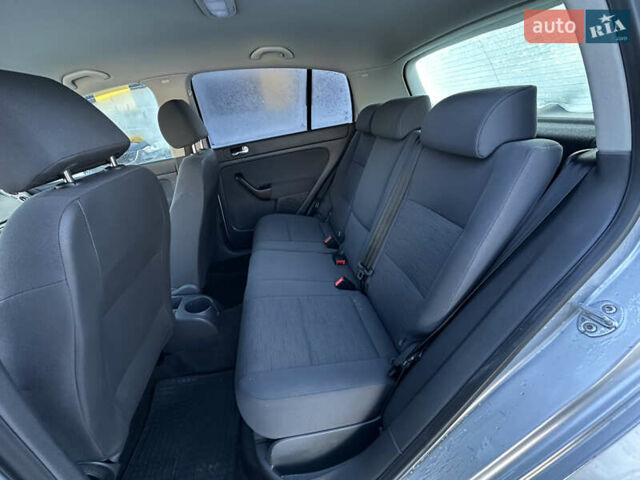 Сірий Фольксваген Golf Plus, об'ємом двигуна 1.6 л та пробігом 180 тис. км за 6300 $, фото 34 на Automoto.ua