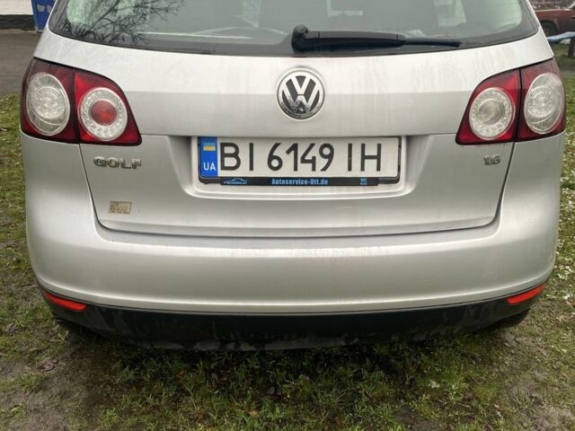 Серый Фольксваген Гольф Плюс, объемом двигателя 1.6 л и пробегом 3 тыс. км за 6200 $, фото 2 на Automoto.ua