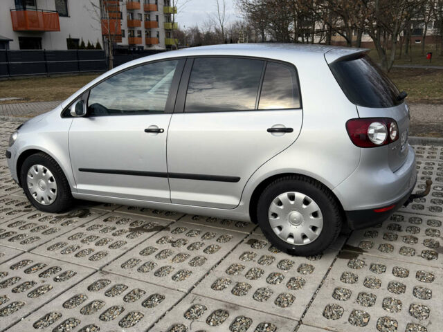 Сірий Фольксваген Golf Plus, об'ємом двигуна 1.6 л та пробігом 252 тис. км за 5500 $, фото 4 на Automoto.ua
