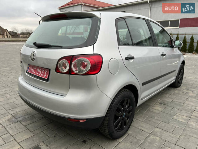 Серый Фольксваген Гольф Плюс, объемом двигателя 1.4 л и пробегом 251 тыс. км за 4950 $, фото 16 на Automoto.ua