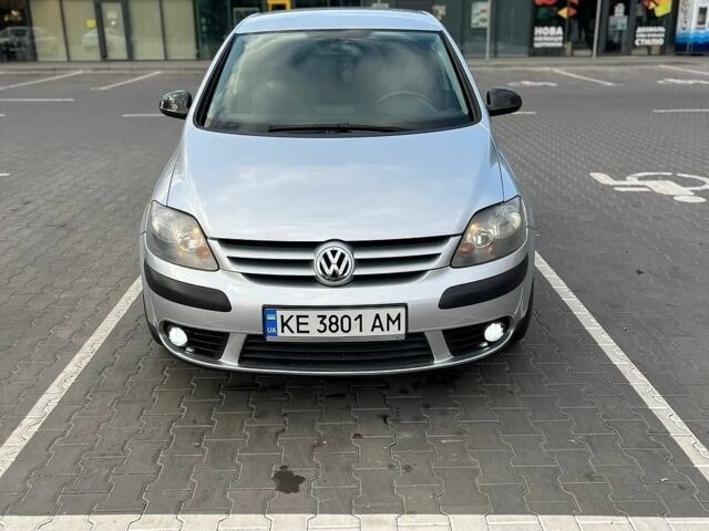 Сірий Фольксваген Golf Plus, об'ємом двигуна 1.6 л та пробігом 208 тис. км за 6100 $, фото 5 на Automoto.ua