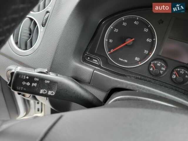 Сірий Фольксваген Golf Plus, об'ємом двигуна 1.6 л та пробігом 220 тис. км за 5800 $, фото 40 на Automoto.ua