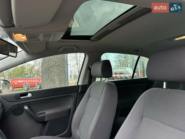 Серый Фольксваген Гольф Плюс, объемом двигателя 1.6 л и пробегом 211 тыс. км за 6600 $, фото 36 на Automoto.ua