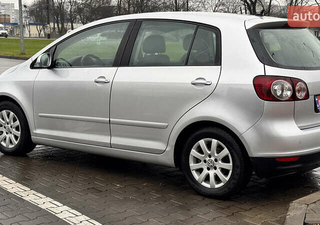 Сірий Фольксваген Golf Plus, об'ємом двигуна 1.6 л та пробігом 216 тис. км за 5850 $, фото 5 на Automoto.ua
