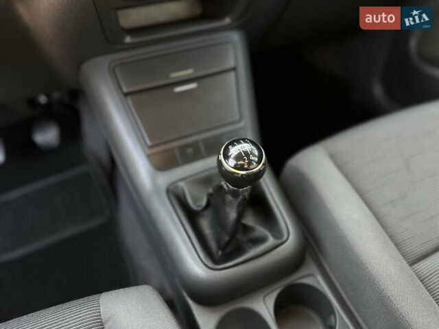 Серый Фольксваген Гольф Плюс, объемом двигателя 1.4 л и пробегом 208 тыс. км за 5500 $, фото 26 на Automoto.ua