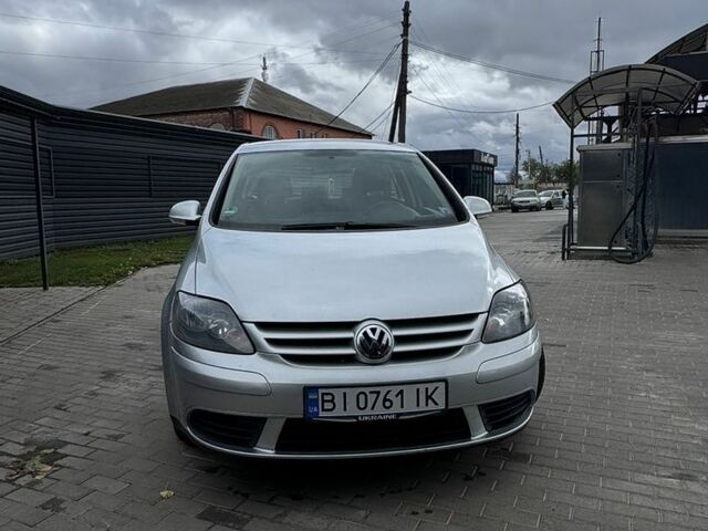 Сірий Фольксваген Golf Plus, об'ємом двигуна 1.6 л та пробігом 224 тис. км за 6700 $, фото 3 на Automoto.ua