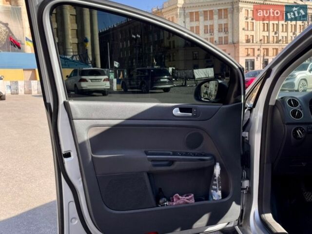Сірий Фольксваген Golf Plus, об'ємом двигуна 1.6 л та пробігом 218 тис. км за 6000 $, фото 26 на Automoto.ua
