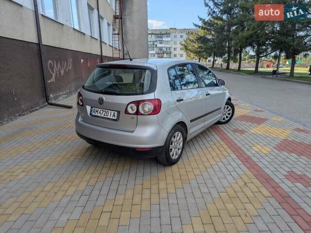 Сірий Фольксваген Golf Plus, об'ємом двигуна 1.6 л та пробігом 179 тис. км за 6395 $, фото 15 на Automoto.ua