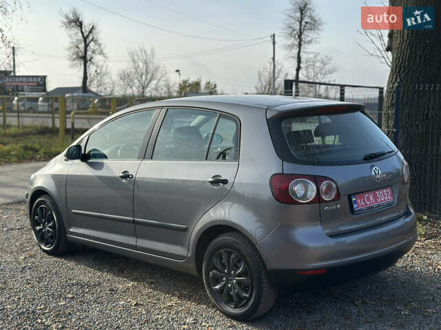 Серый Фольксваген Гольф Плюс, объемом двигателя 1.4 л и пробегом 208 тыс. км за 5500 $, фото 12 на Automoto.ua