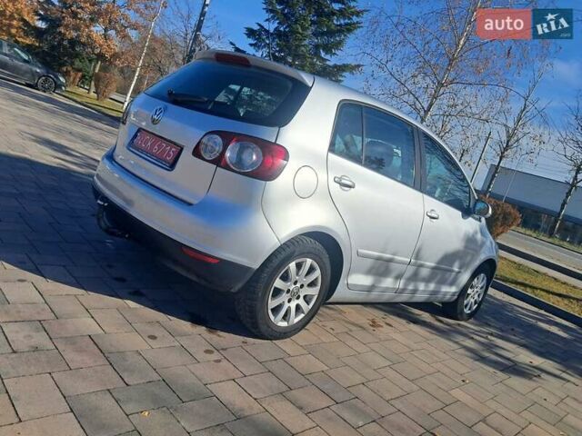 Серый Фольксваген Гольф Плюс, объемом двигателя 1.6 л и пробегом 131 тыс. км за 6599 $, фото 10 на Automoto.ua