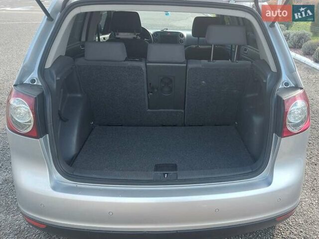 Сірий Фольксваген Golf Plus, об'ємом двигуна 1.6 л та пробігом 198 тис. км за 7000 $, фото 12 на Automoto.ua
