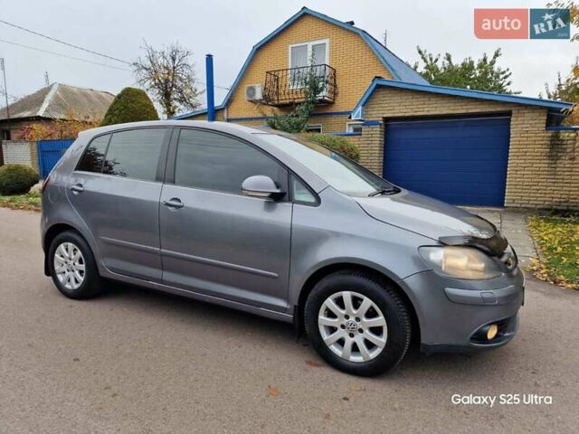 Сірий Фольксваген Golf Plus, об'ємом двигуна 2 л та пробігом 248 тис. км за 4700 $, фото 1 на Automoto.ua