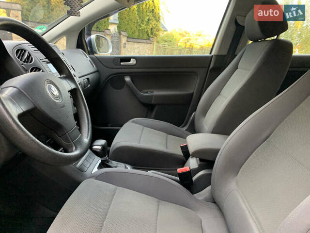 Серый Фольксваген Гольф Плюс, объемом двигателя 1.6 л и пробегом 200 тыс. км за 6850 $, фото 28 на Automoto.ua