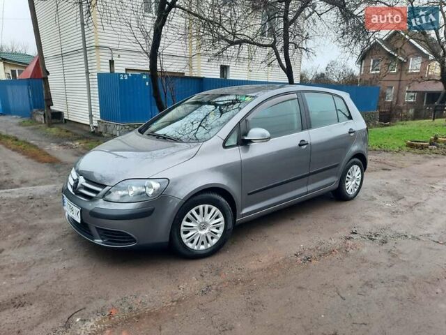 Сірий Фольксваген Golf Plus, об'ємом двигуна 1.6 л та пробігом 213 тис. км за 6750 $, фото 5 на Automoto.ua