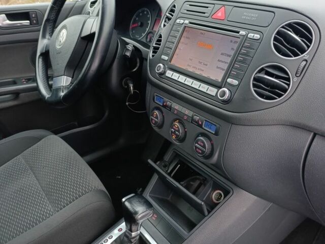 Серый Фольксваген Гольф Плюс, объемом двигателя 0 л и пробегом 217 тыс. км за 7200 $, фото 12 на Automoto.ua