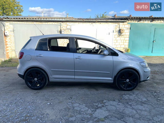 Серый Фольксваген Гольф Плюс, объемом двигателя 1.97 л и пробегом 293 тыс. км за 7400 $, фото 6 на Automoto.ua