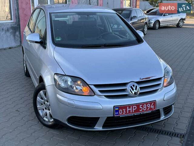 Сірий Фольксваген Golf Plus, об'ємом двигуна 1.6 л та пробігом 204 тис. км за 5350 $, фото 10 на Automoto.ua
