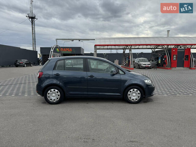 Сірий Фольксваген Golf Plus, об'ємом двигуна 1.6 л та пробігом 209 тис. км за 6700 $, фото 6 на Automoto.ua