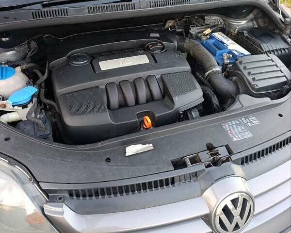 Серый Фольксваген Гольф Плюс, объемом двигателя 1.6 л и пробегом 217 тыс. км за 7400 $, фото 28 на Automoto.ua