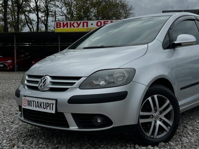 Серый Фольксваген Гольф Плюс, объемом двигателя 0 л и пробегом 200 тыс. км за 5500 $, фото 2 на Automoto.ua